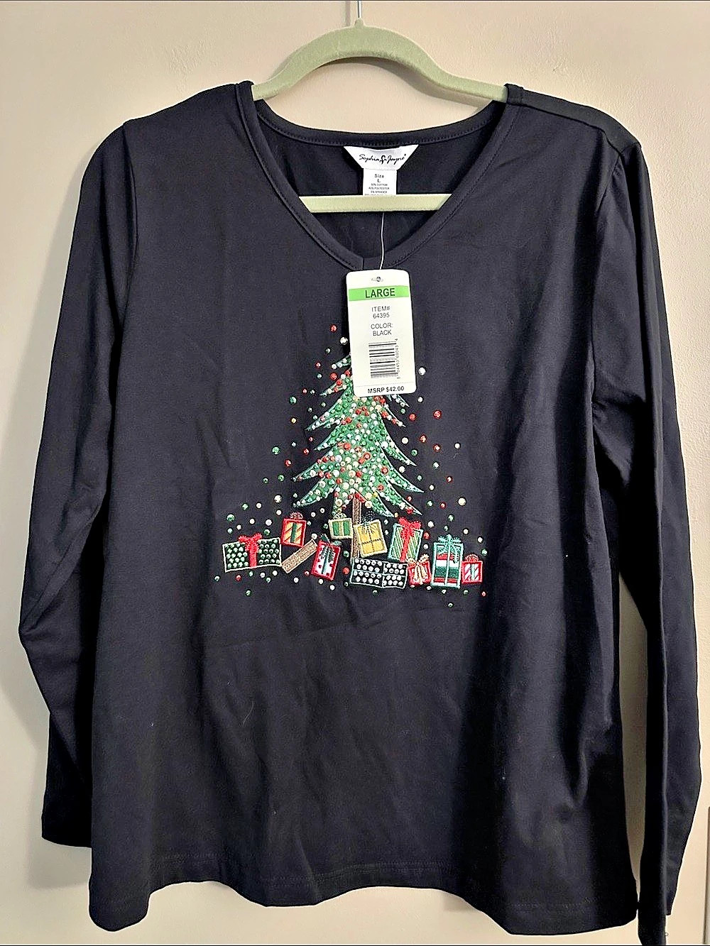 14 Christmas Tree Embellished Top in Black Large NWT - Picture 3 of 4